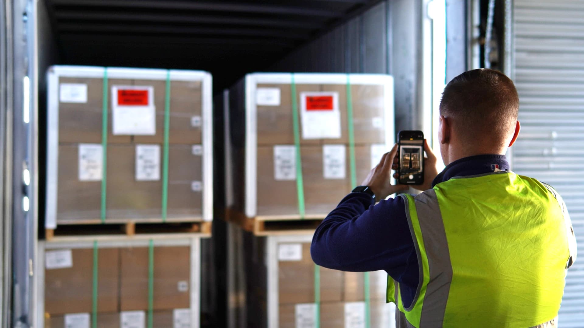 Consolidation service + hero image